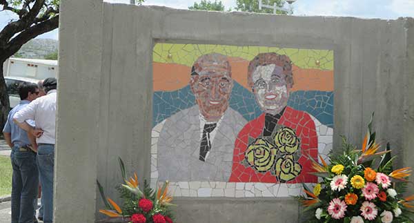 Daniel Tomasini intervenciòn mural en Mariscala